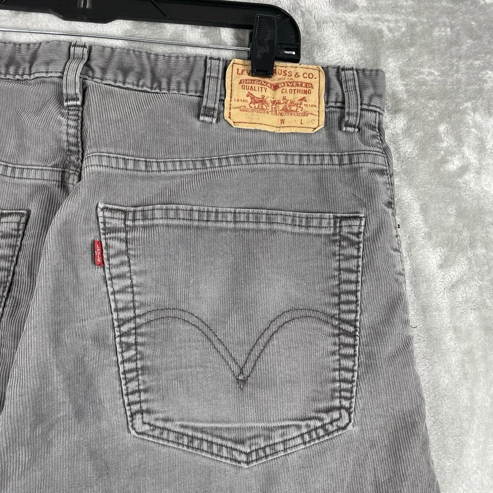 Vtg Levis 559 Corduroy Pants Mens 38x30 Distressed Y2K Brown Relaxed Straight